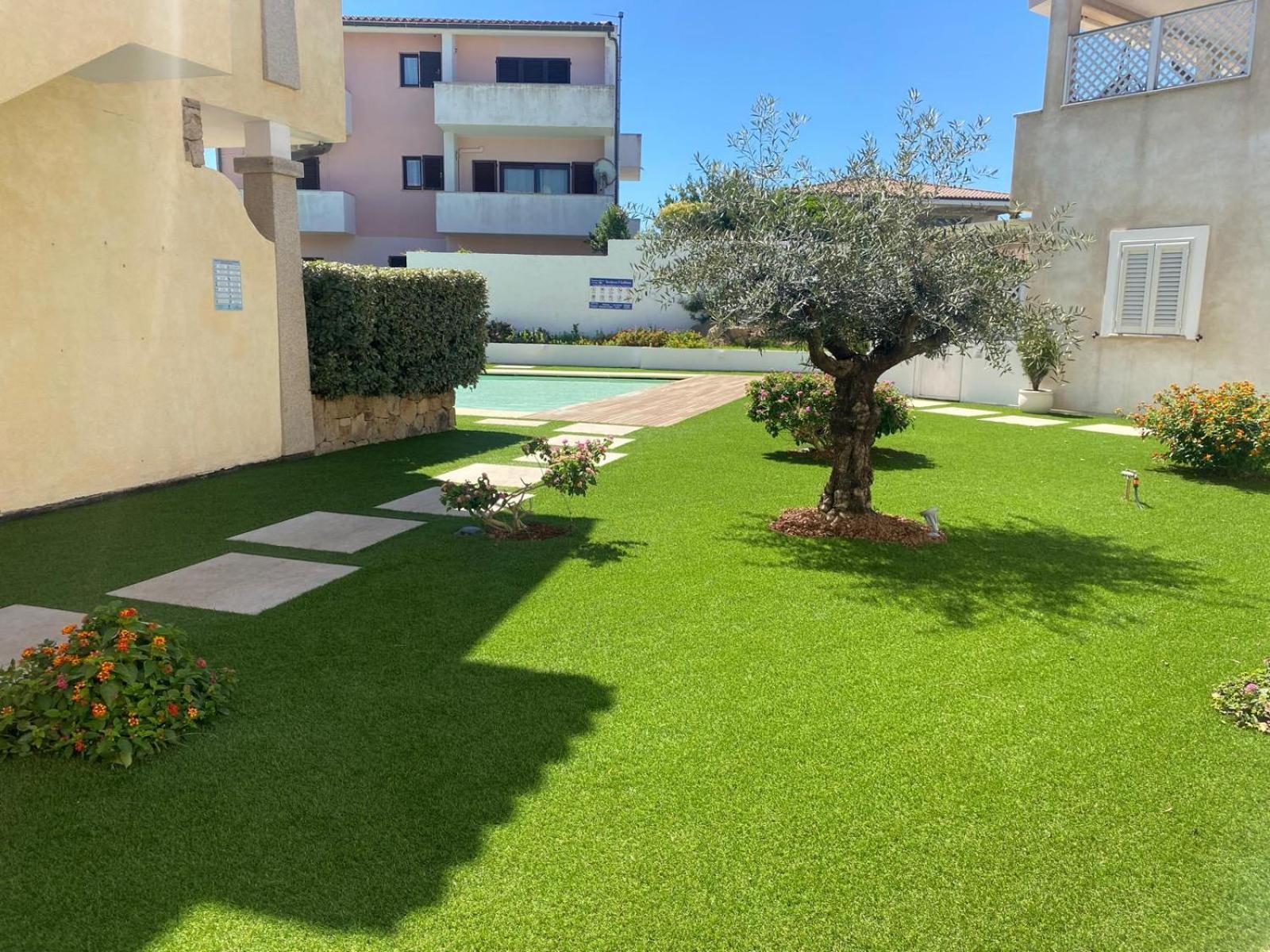 Le Perle Villa Palau Exterior photo